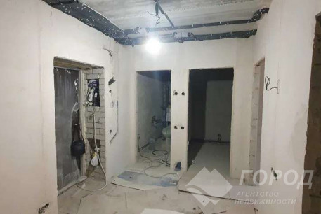 Продам 3-х кімнатну квартиру, ХТЗ, ХТЗ метро, Код: 804087/1