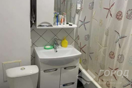 Продам 3-х кімнатну квартиру, ХТЗ, Код: 804089/1