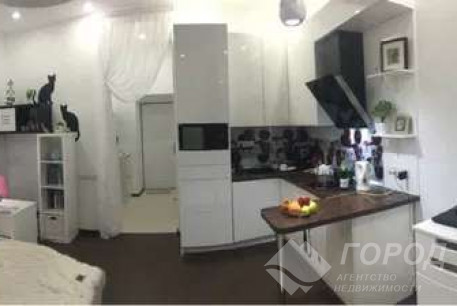 Продам 1-кімнатну квартиру, Центр, Код: 804091/1