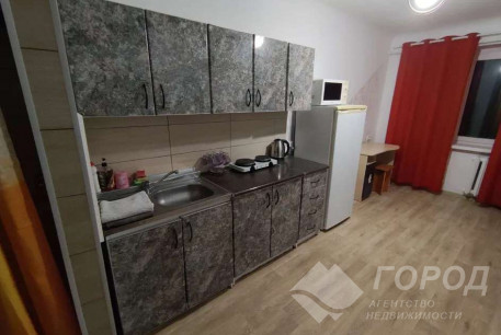 Сдам гостинку, ХТЗ, ХТЗ метро, Код: 804153/1