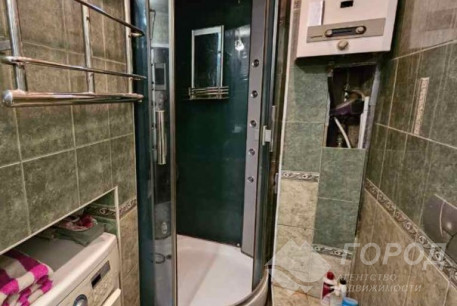 Продам 2-х кімнатну квартиру, Центральный рынок, Код: 804340/9