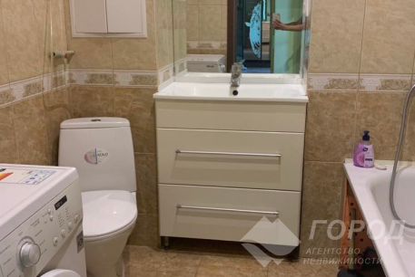 Продам 2-х кімнатну квартиру, Рогань, Код: 804343/1