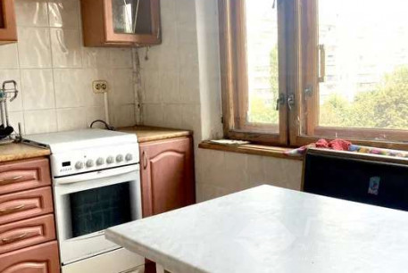 Продам 3-х кімнатну квартиру, Гагарина проспект, Защитников Украины метро (Площадь Восстания), Код: 804356/1