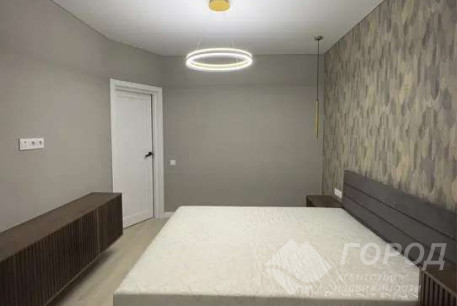 Продам 2-х кімнатну квартиру, Центральный рынок, Центральный Рынок метро, Код: 804362/1