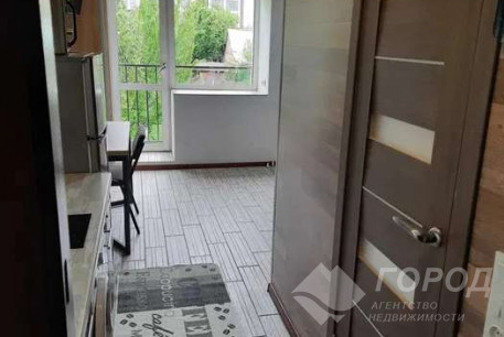 Продам гостинку, Центр, Университет метро, Код: 804393/1