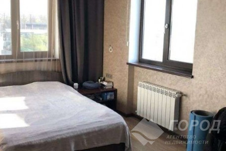 Продам 3-х кімнатну квартиру, ХТЗ, Код: 804425/1