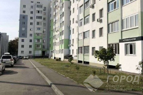 Продам 3-х кімнатну квартиру, ХТЗ, Код: 804425/1