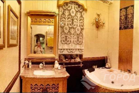 Продам 4-х кімнатну квартиру, Центр, Пушкинская метро, Код: 804542/1