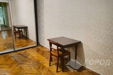 Продам 2-х кімнатну квартиру, ХТЗ, Код: 804542/2