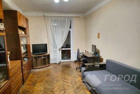 Продам 2-х кімнатну квартиру, ХТЗ, Код: 804542/2