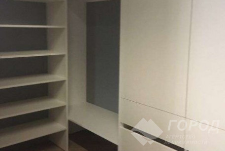 Продам 2-х кімнатну квартиру, Гагарина проспект, Защитников Украины метро (Площадь Восстания), Код: 804557/1