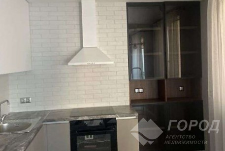 Продам 2-х кімнатну квартиру, Гагарина проспект, Защитников Украины метро (Площадь Восстания), Код: 804557/1