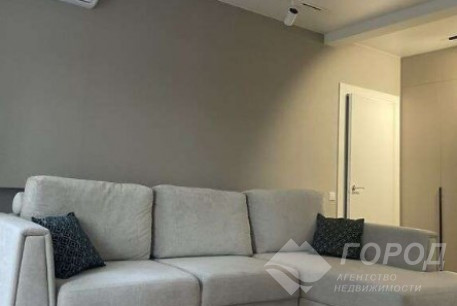 Продам 2-х кімнатну квартиру, Гагарина проспект, Защитников Украины метро (Площадь Восстания), Код: 804557/1