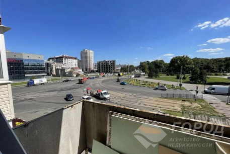 Продам 2-х кімнатну квартиру, Гагарина проспект, Защитников Украины метро (Площадь Восстания), Код: 804578/2