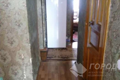 Продам 4-х кімнатну квартиру, Центр, Код: 804603/1