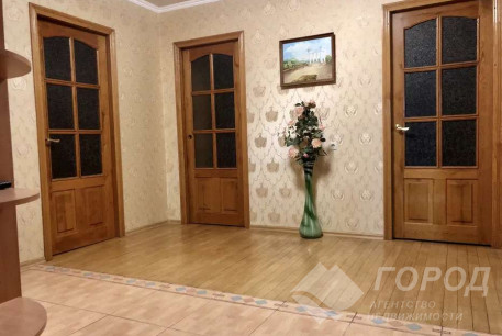 Продам 3-х кімнатну квартиру, Гагарина проспект, Защитников Украины метро (Площадь Восстания), Код: 804618/1