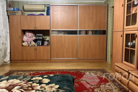 Продам 3-х кімнатну квартиру, Гагарина проспект, Защитников Украины метро (Площадь Восстания), Код: 804618/1