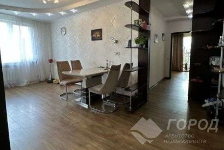 Продам 2-х кімнатну квартиру, Гагарина проспект, Код: 804760/1