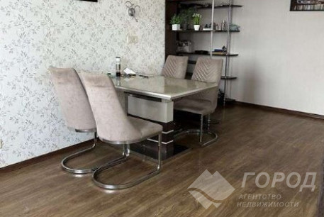 Продам 2-х кімнатну квартиру, Гагарина проспект, Код: 804760/1