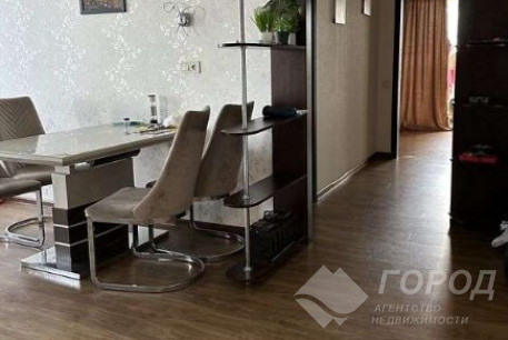 Продам 2-х кімнатну квартиру, Гагарина проспект, Код: 804760/1