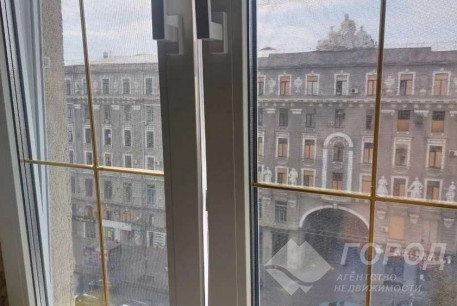 Продам 3-х кімнатну квартиру, Центр, Площадь Конституции метро (Советская), Код: 804790/2