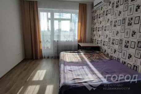 Продам 2-х кімнатну квартиру, Павлово поле, Ботанический сад метро, Код: 804936/1