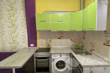 Сдам гостинку, Центральный рынок, Локомотив, Код: 804962/1