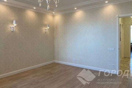 Продам 2-х кімнатну квартиру, Гагарина проспект, Проспект Гагарина метро, Код: 804963/3