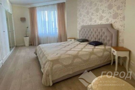 Продам 2-х кімнатну квартиру, Гагарина проспект, Проспект Гагарина метро, Код: 804963/3