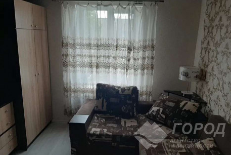 Сдам гостинку, Одесская, Кинотеатр "Салют", Код: 804966/1