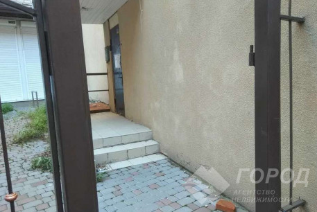 Продам 4-х кімнатну квартиру, Центр, Площадь Конституции метро (Советская), Код: 804970/2