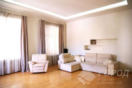 Сдам 3-х кімнатну квартиру, Центр, Исторический Музей метро, Код: 805000/1