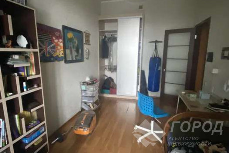 Сдам 4-х кімнатну квартиру, Центр, Университет метро, Код: 805011/1