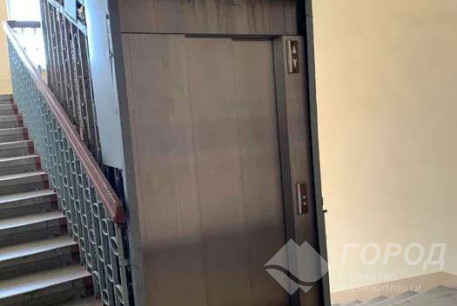 Продам 3-х кімнатну квартиру, Центр, Код: 805118/1