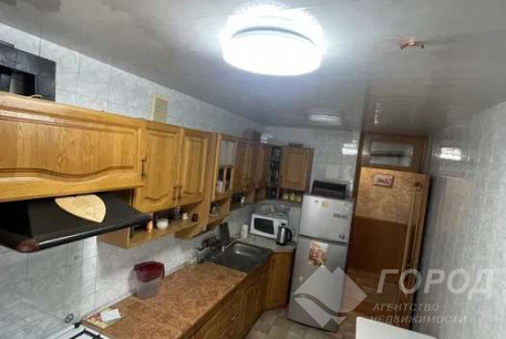 Продам 4-х кімнатну квартиру, Салтовка, 533 м/р, Код: 805164/1