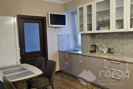 Сдам 3-х кімнатну квартиру, Центр, Код: 805203/1