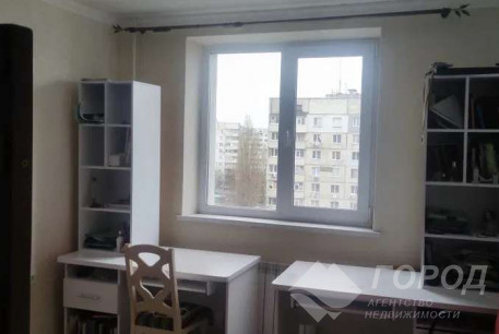 Продам 3-х кімнатну квартиру, Рогань, Горизонт, Код: 805219/1