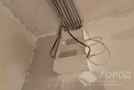 Продам 3-х кімнатну квартиру, ХТЗ, Код: 805255/1