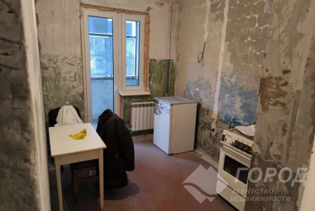 Продам 3-х кімнатну квартиру, ХТЗ, Код: 805255/1