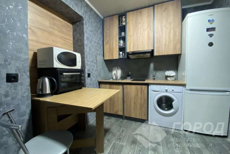 Продам 2-х кімнатну квартиру, Рогань, Докучаевское, Код: 805306/1