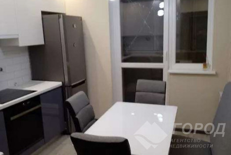 Продам 2-х кімнатну квартиру, ХТЗ, ХТЗ метро, Код: 805335/1