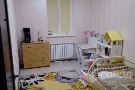 Продам 2-х кімнатну квартиру, ХТЗ, ХТЗ метро, Код: 805335/1