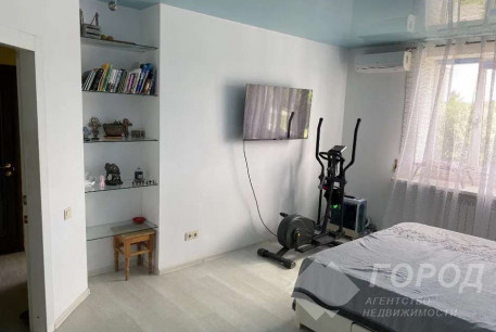 Продам 1-кімнатну квартиру в новобудові, Рогань, Код: 805373/3