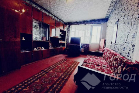 Продам 2-х кімнатну квартиру, Рогань, Роганский ж/м, Код: 805399/1