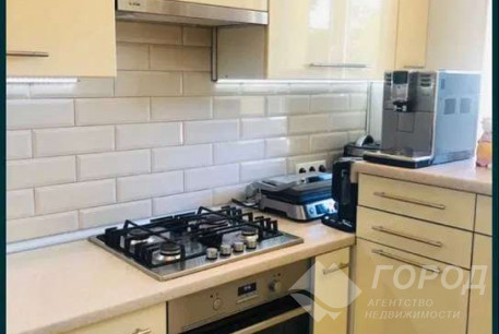 Продам 2-х кімнатну квартиру, Рогань, Код: 805402/2