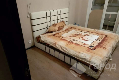 Сдам 2-х кімнатну квартиру, Центр, Код: 805404/1