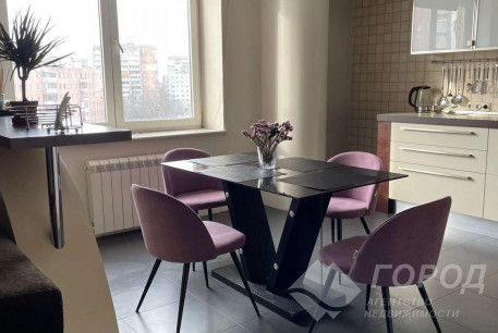 Продам 3-х кімнатну квартиру, Гагарина проспект, Спортивная метро, Код: 805465/1