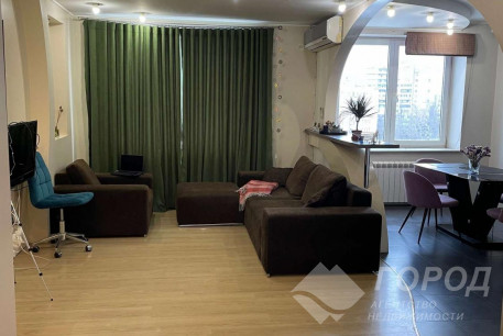 Продам 3-х кімнатну квартиру, Гагарина проспект, Спортивная метро, Код: 805465/1