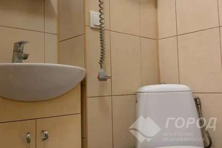 Продам 1-кімнатну квартиру, Новые дома, Маршала Жукова метро (Дворец спорта), Код: 805484/1