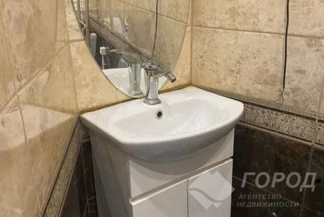 Сдам 2-х кімнатну квартиру, Центральный рынок, Код: 805493/1